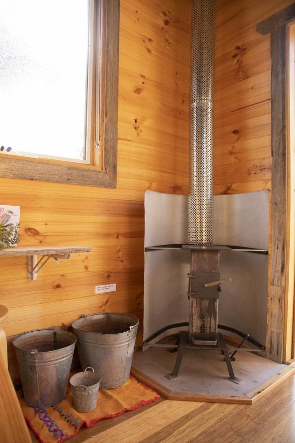 Ardingly Tiny House Vila Newham Exterior foto